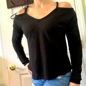 SHEIN Sz Med off shoulder casual lightweight long sleeve knit shirt